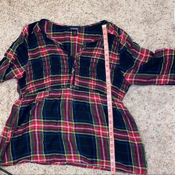 Lane Bryant Plaid Top - Size 22/24 - Picture 9 of 9